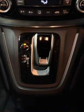 Honda Cr-v 1.6ШВЕЙЦАРИЯ-ДИСТРОНИК/КОЖА/НАВИ/LANE ASSIST/ПАНОР - 32800 лв. / 16770.37 € - 58719940 13