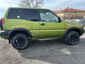 Nissan Terrano 2.7 TDI, снимка 11 - Автомобили и джипове - 53411057