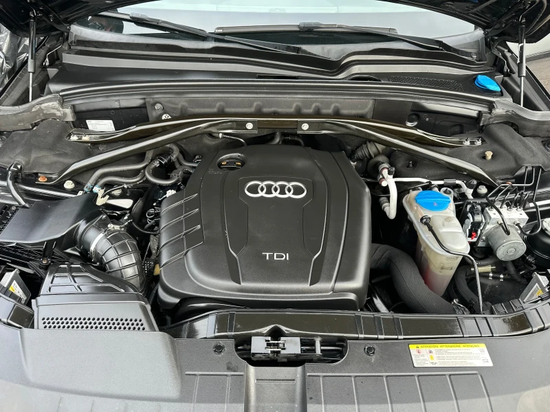 Audi Q5 2.0tdi Автомат кожа, снимка 12 - Автомобили и джипове - 48440548