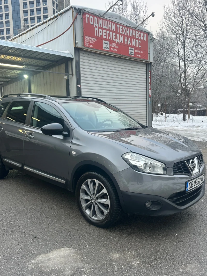 Nissan Qashqai, снимка 1 - Автомобили и джипове - 48730835