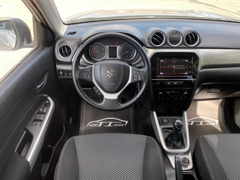 Suzuki Vitara AllGrip* Distronic* Camera* , снимка 11 - Автомобили и джипове - 50398712