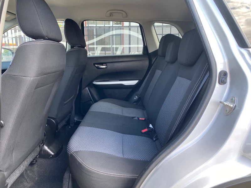Suzuki Vitara AllGrip* Distronic* Camera* , снимка 16 - Автомобили и джипове - 50398712