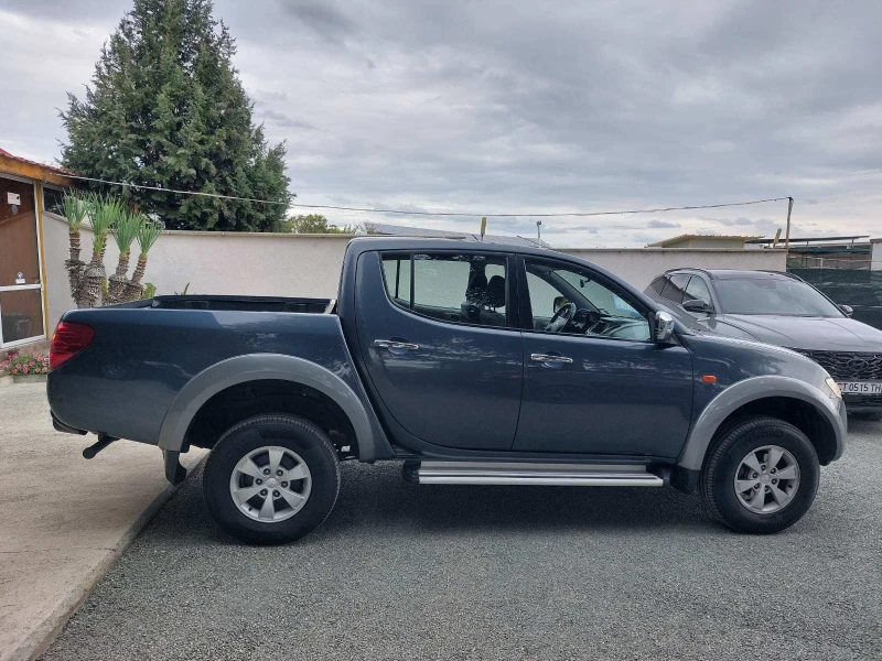 Mitsubishi L200 2.5, 4x4, снимка 13 - Автомобили и джипове - 52089755