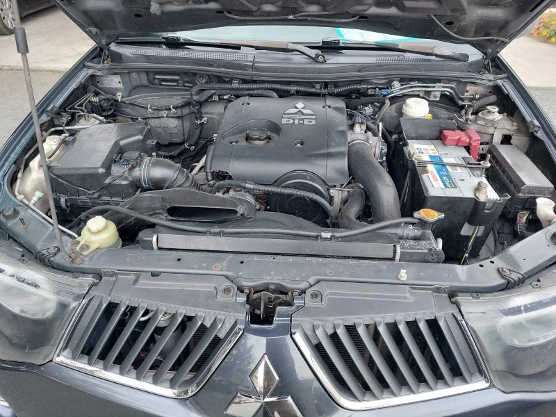 Mitsubishi L200 2.5, 4x4, снимка 11 - Автомобили и джипове - 52089755