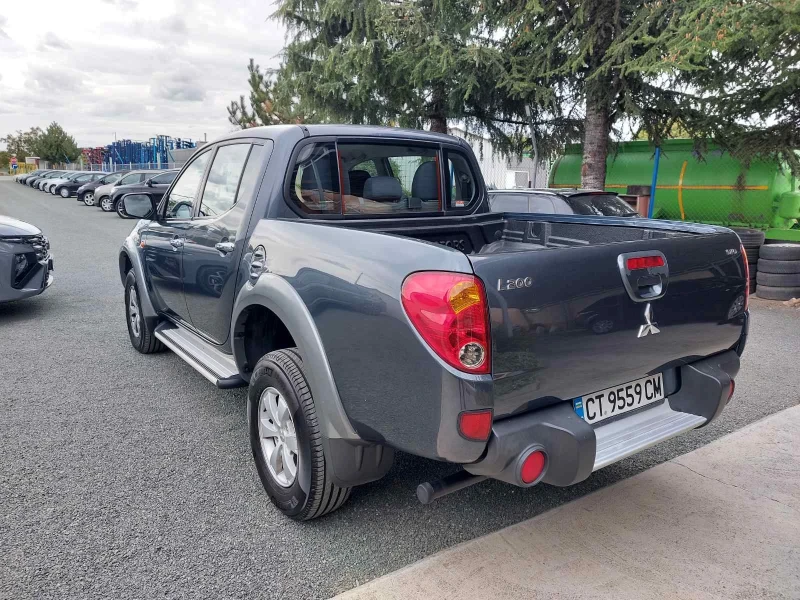 Mitsubishi L200 2.5, 4x4, снимка 8 - Автомобили и джипове - 52089755