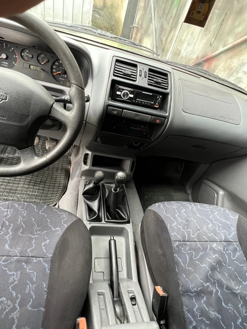 Nissan Terrano 2.7 TDI, снимка 10 - Автомобили и джипове - 53411057