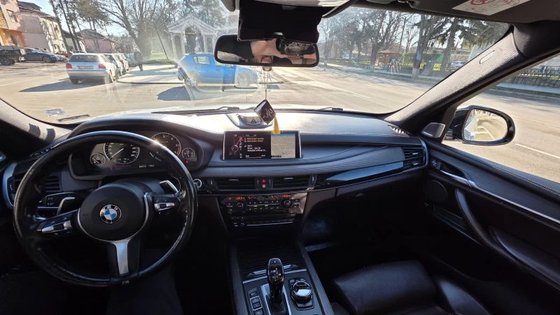 BMW X5 M50D, снимка 10 - Автомобили и джипове - 53444591