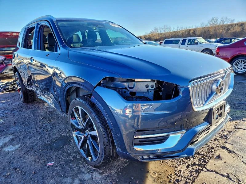 Volvo Xc90 2.0L 4 All wheel drive, снимка 10 - Автомобили и джипове - 53010854