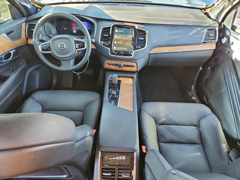 Volvo Xc90 2.0L 4 All wheel drive, снимка 14 - Автомобили и джипове - 53010854