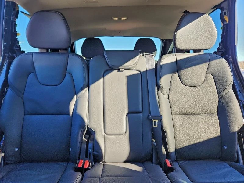 Volvo Xc90 2.0L 4 All wheel drive, снимка 3 - Автомобили и джипове - 53010854