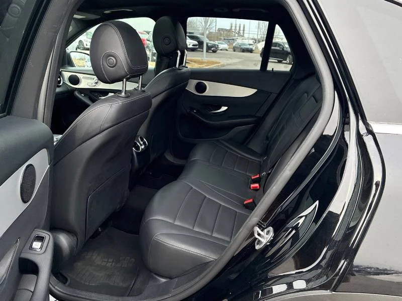 Mercedes-Benz GLC 300 * CARFAX* 360 КАМЕРИ * ДИСТРОНИК * ПАНО, снимка 12 - Автомобили и джипове - 54094365