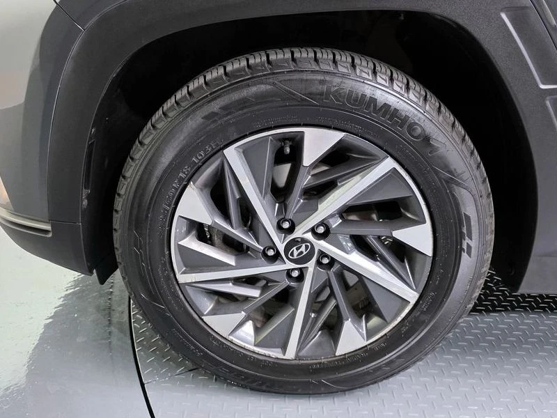 Hyundai Tucson 1.6 177 hp Automatic, снимка 5 - Автомобили и джипове - 55843381