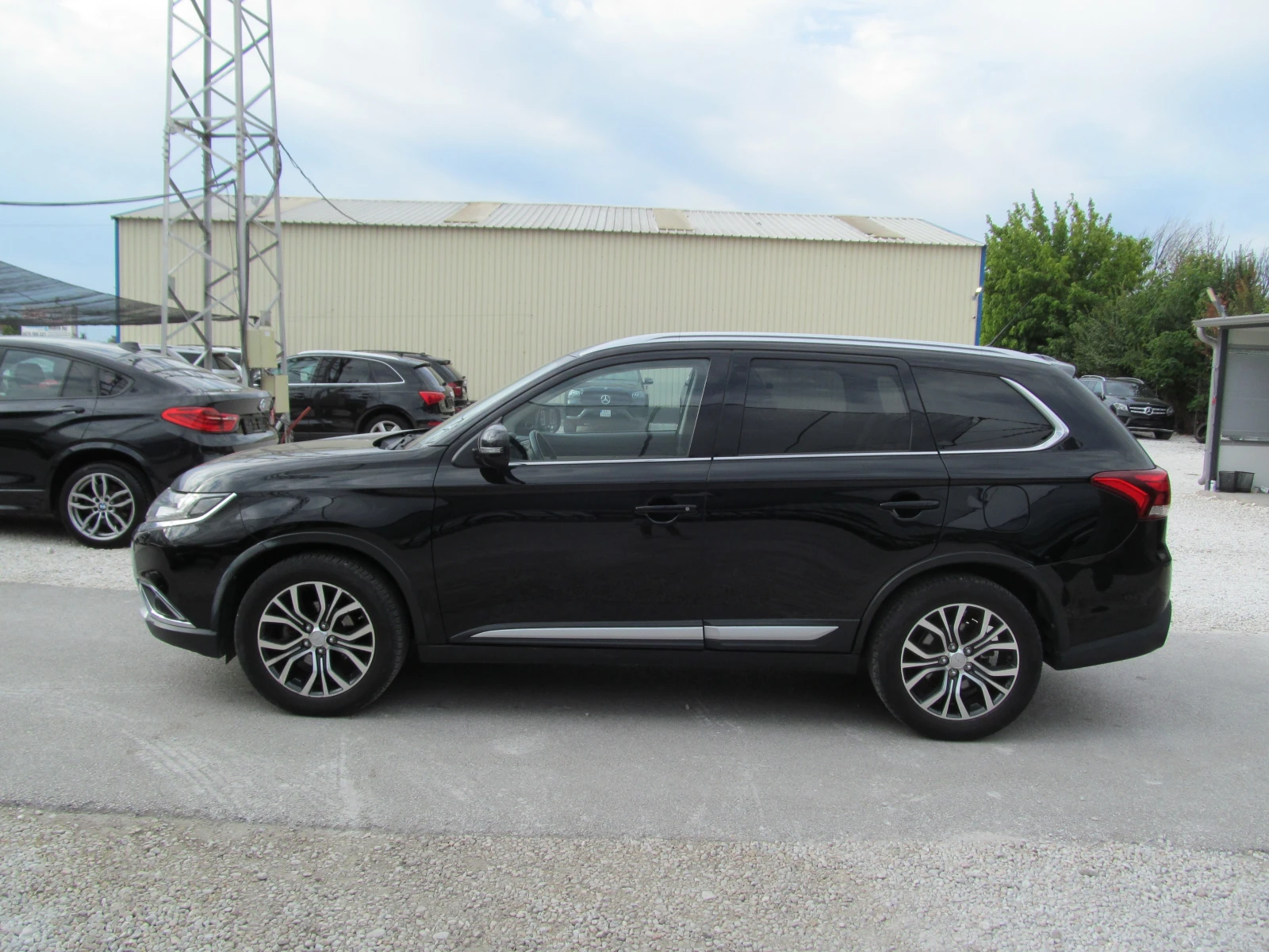 Mitsubishi Outlander KeulessGo/4WD//LDW система/СОБСТВЕН ЛИЗИНГ - изображение 8
