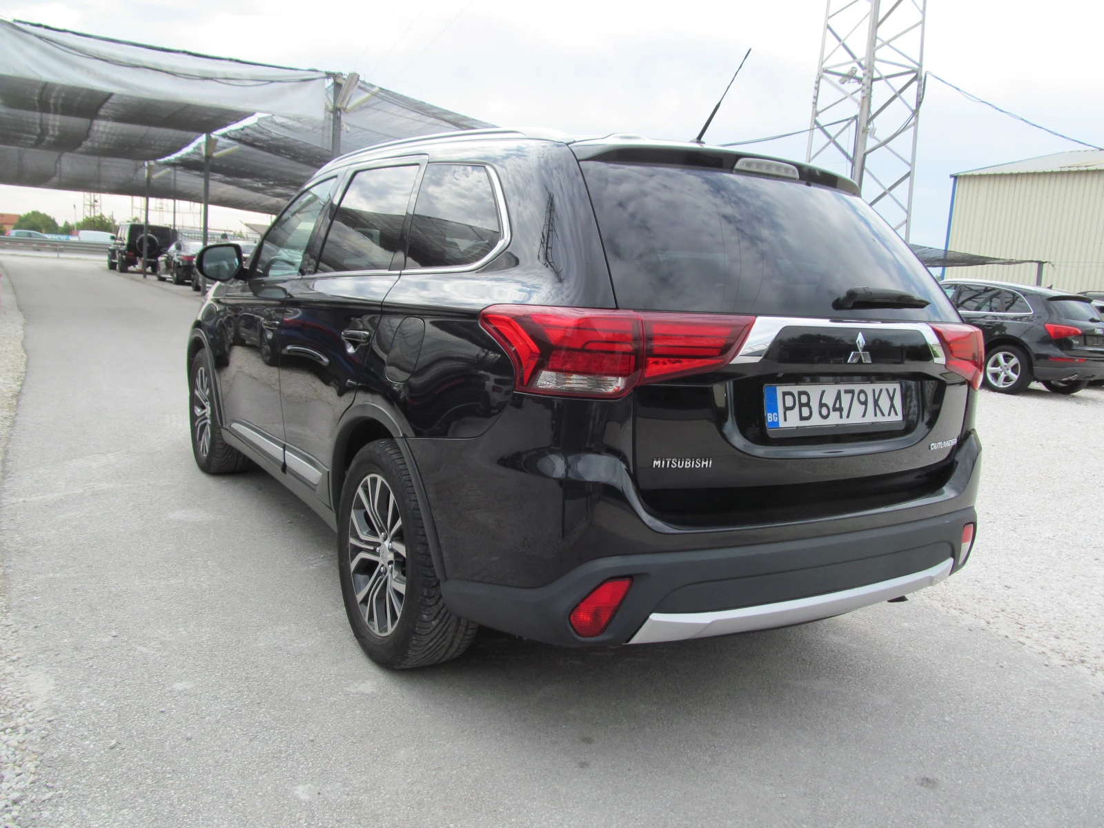 Mitsubishi Outlander KeulessGo/4WD//LDW система/СОБСТВЕН ЛИЗИНГ - изображение 7