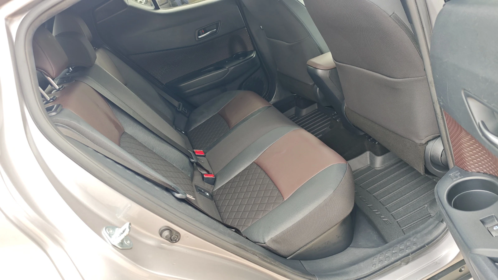 Toyota C-HR  15..2025 | Mobile.bg   15