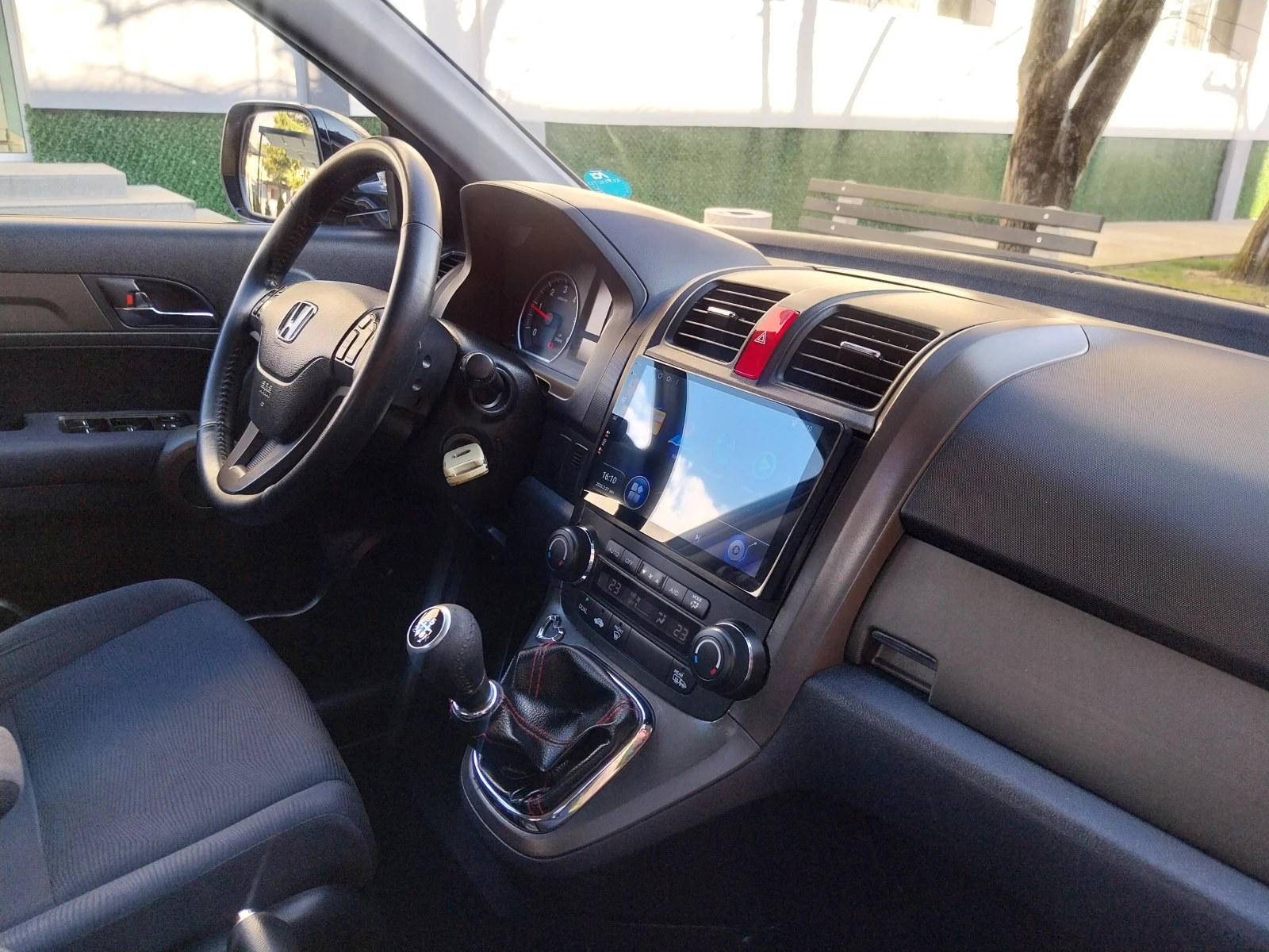 Honda Cr-v * 4×4* /2.2 i-DTEC/Navi/Xeno/FACELIFT/150ks, снимка 12 - Автомобили и джипове - 53648407