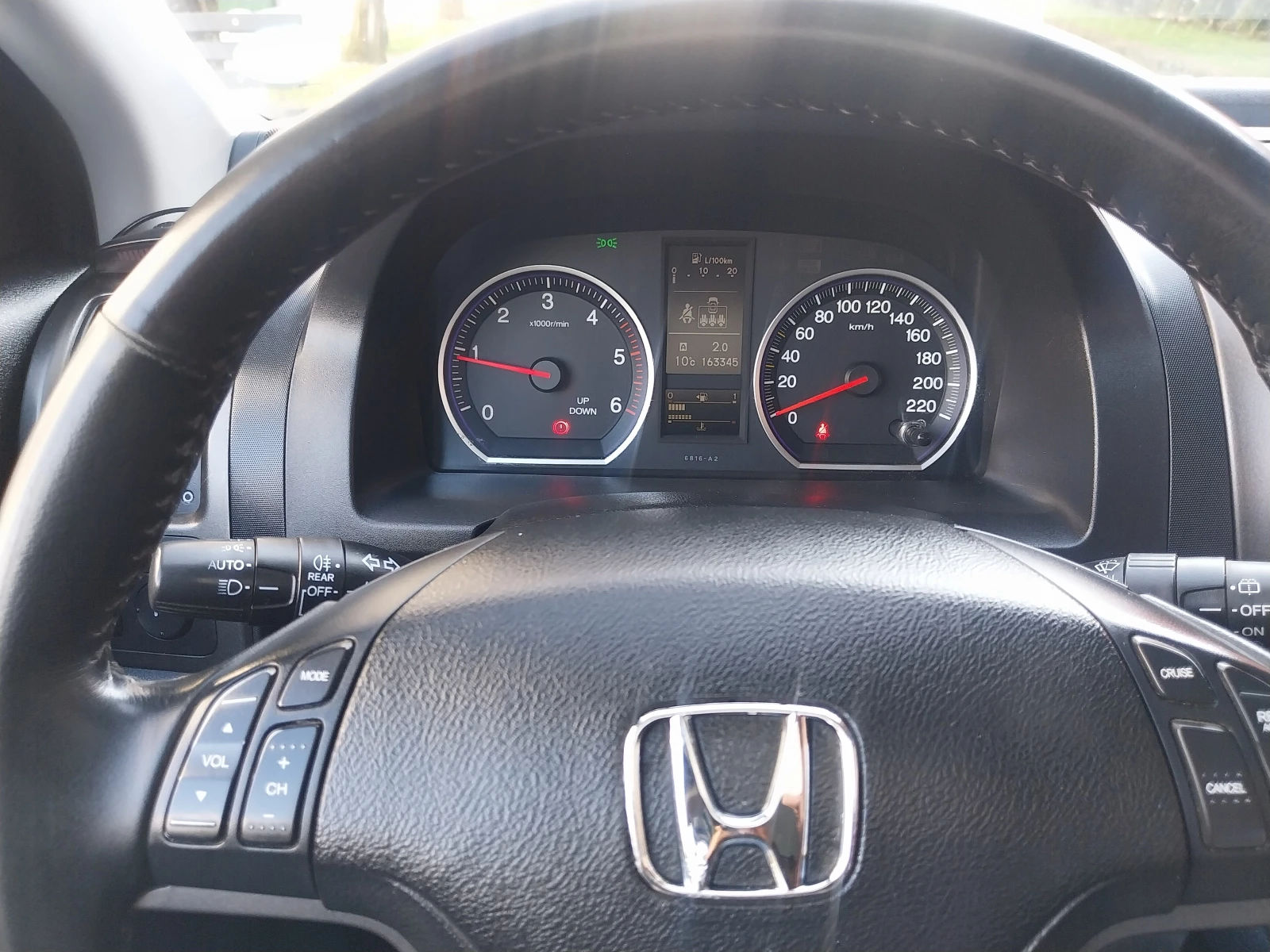 Honda Cr-v * 4×4* /2.2 i-DTEC/Navi/Xeno/FACELIFT/150ks, снимка 15 - Автомобили и джипове - 53648407