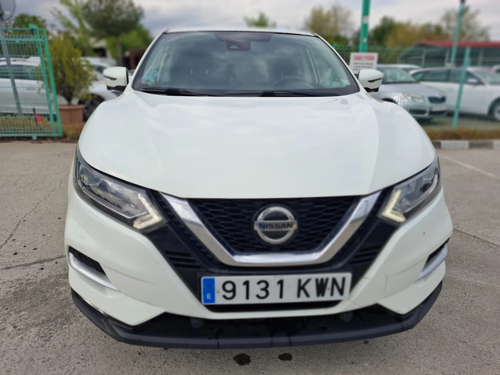 Nissan Qashqai 1, 5 DCi , снимка 2 - Автомобили и джипове - 54413383