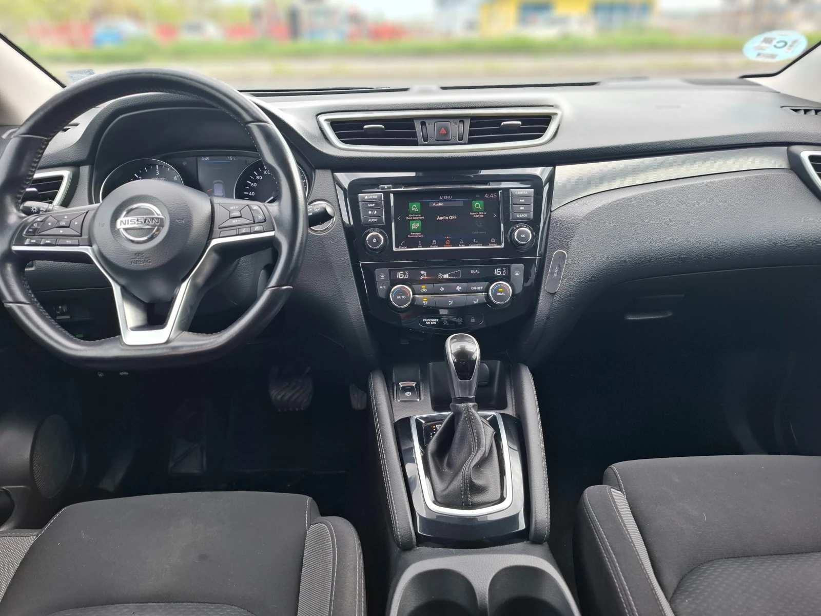 Nissan Qashqai 1, 5 DCi , снимка 8 - Автомобили и джипове - 54413383