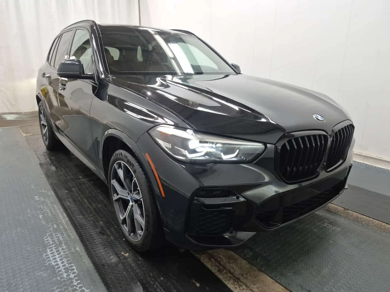 BMW X5 XDRIVE40I| M SPORT| HUD| SWAROVSKI| SKY LOUNGE| , снимка 2 - Автомобили и джипове - 54460256