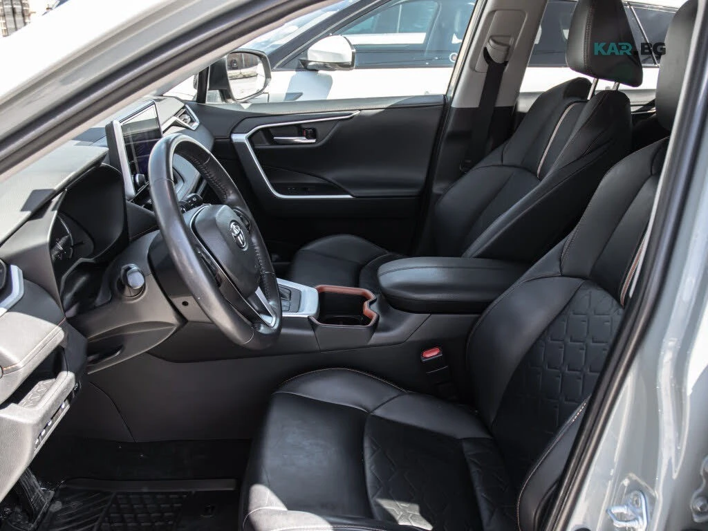 Toyota Rav4 TRAIL AWD* BLIND SPOT* REAR-CAMERA* LANE-ASSIST* , снимка 12 - Автомобили и джипове - 55283960