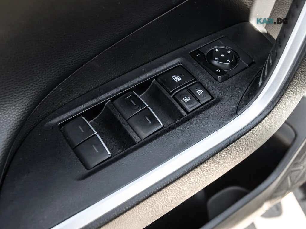 Toyota Rav4 TRAIL AWD* BLIND SPOT* REAR-CAMERA* LANE-ASSIST* , снимка 15 - Автомобили и джипове - 55283960