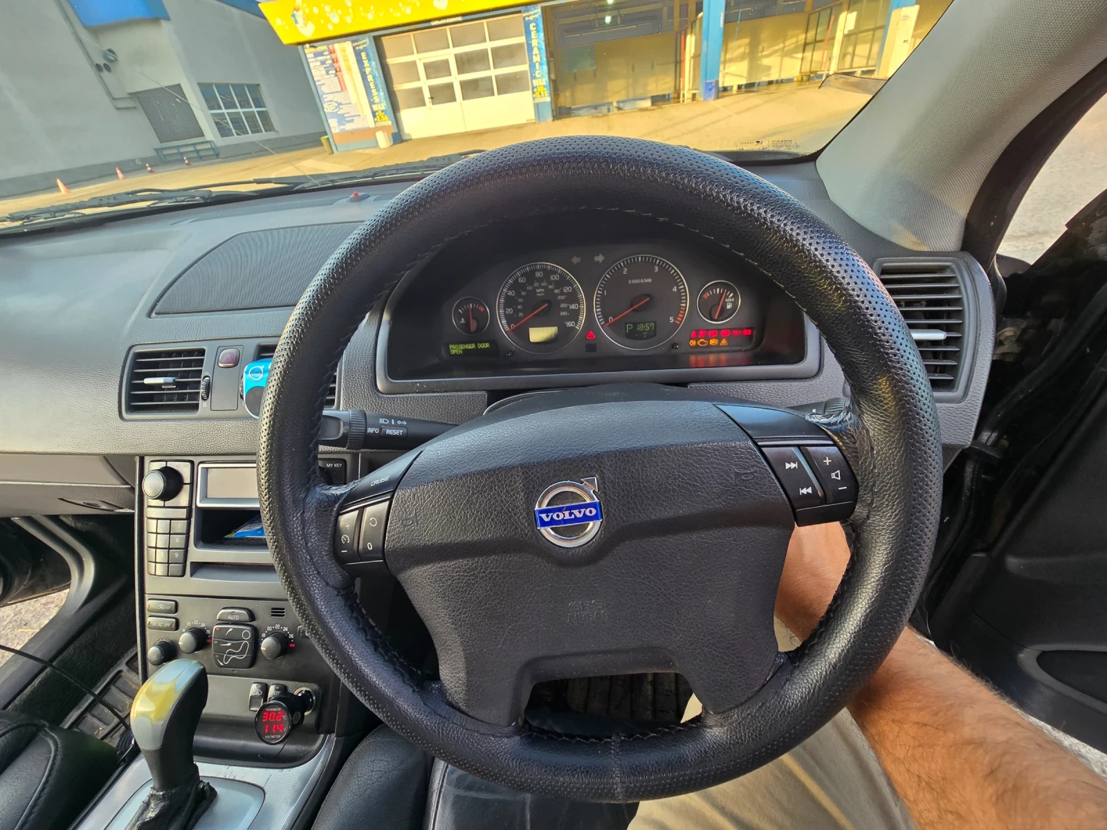 Volvo Xc90, снимка 5 - Автомобили и джипове - 55817095