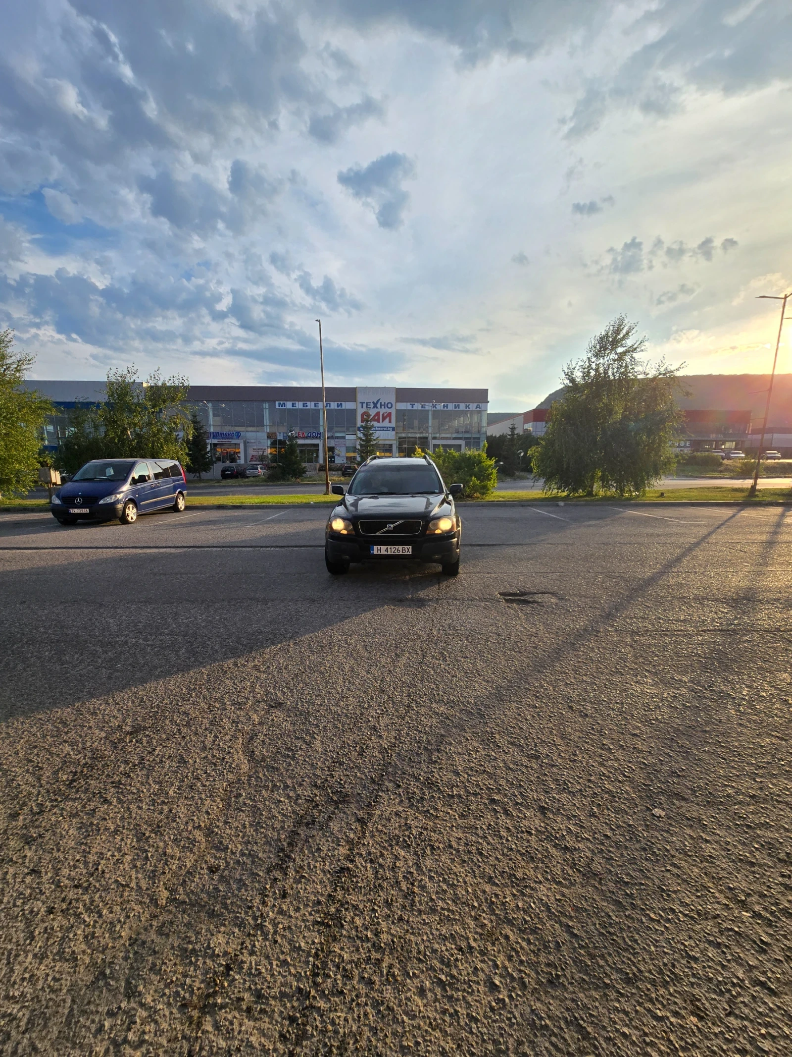 Volvo Xc90, снимка 2 - Автомобили и джипове - 55817095