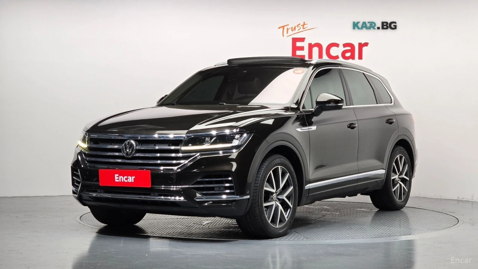 VW Touareg ОБДУХВАНЕ* ПОДГРЕВ* ПАМЕТ* КАМЕРА* ДИСТРОНИК* 