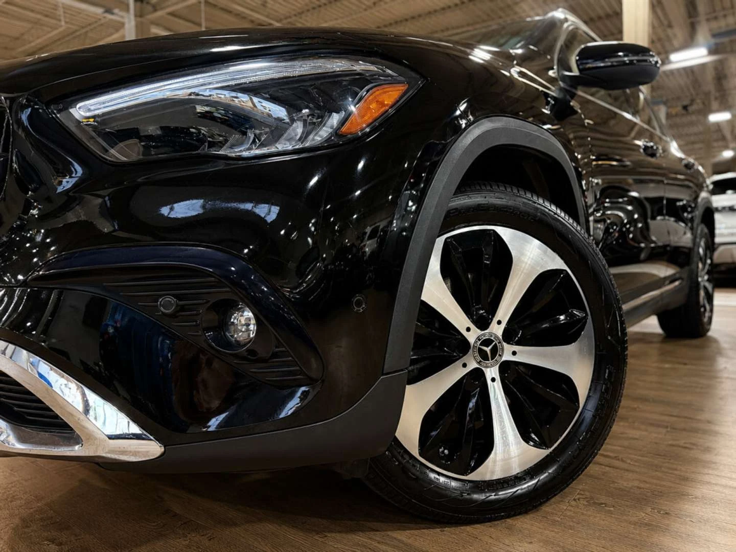 Mercedes-Benz GLA, снимка 10 - Автомобили и джипове - 56115273