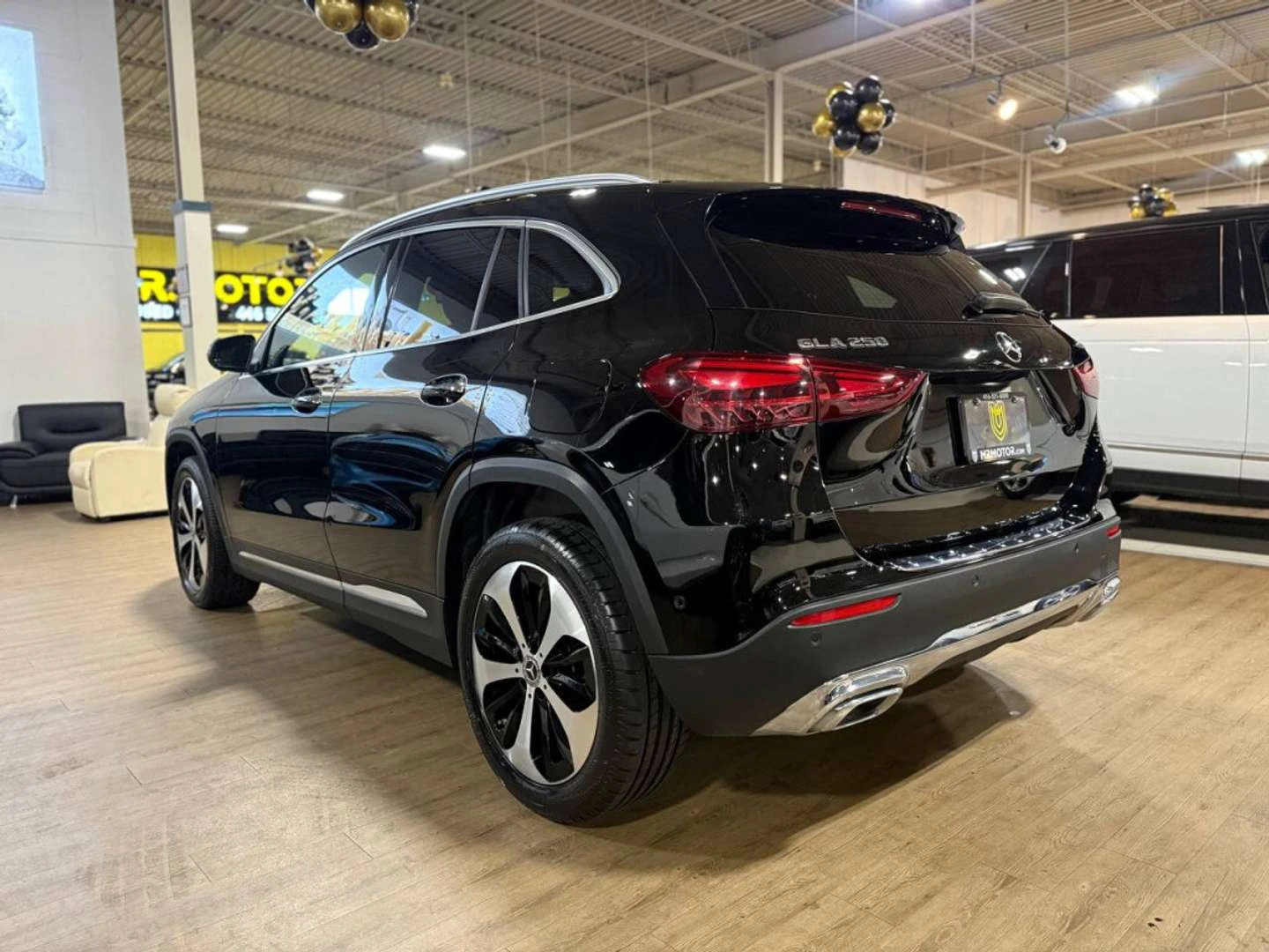 Mercedes-Benz GLA, снимка 3 - Автомобили и джипове - 56115273