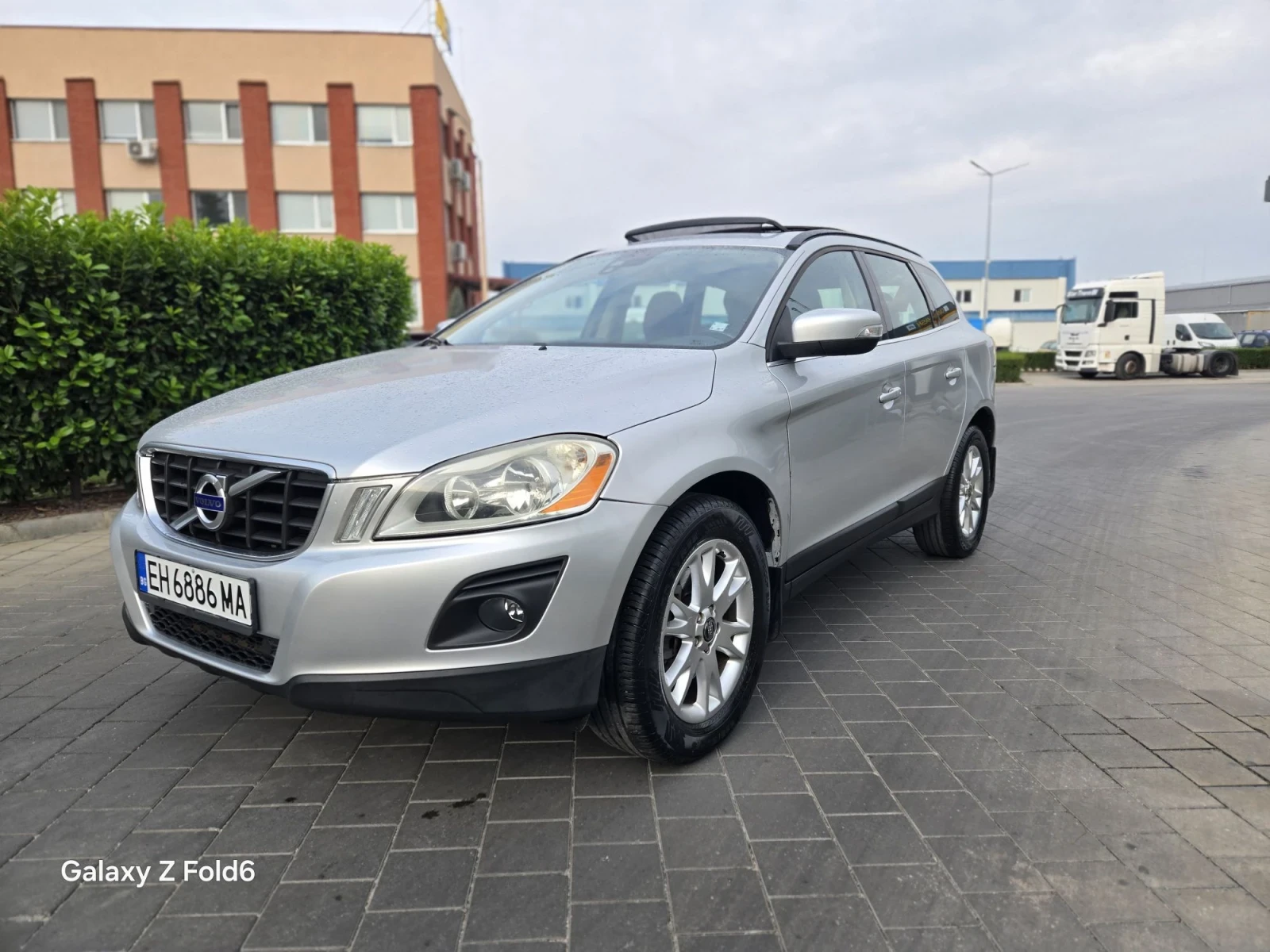 Volvo XC60 4х4, ръчка, Обслужена от А до Я преди 7000км.