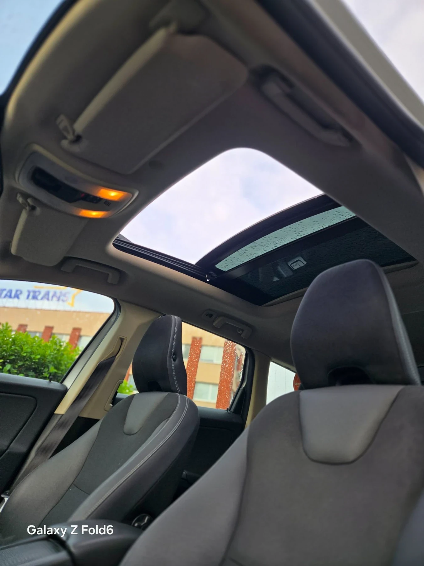 Volvo XC60 4х4, ръчка, Обслужена от А до Я преди 7000км., снимка 13 - Автомобили и джипове - 56230407