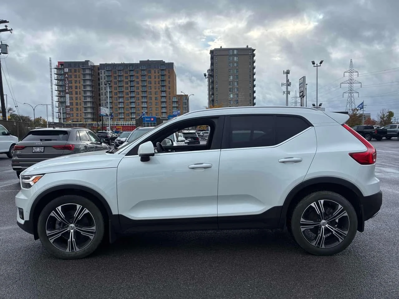 Volvo XC40 * Inscription * CARFAX * ����� �� ����������� | Mobile.bg � ����������� 2