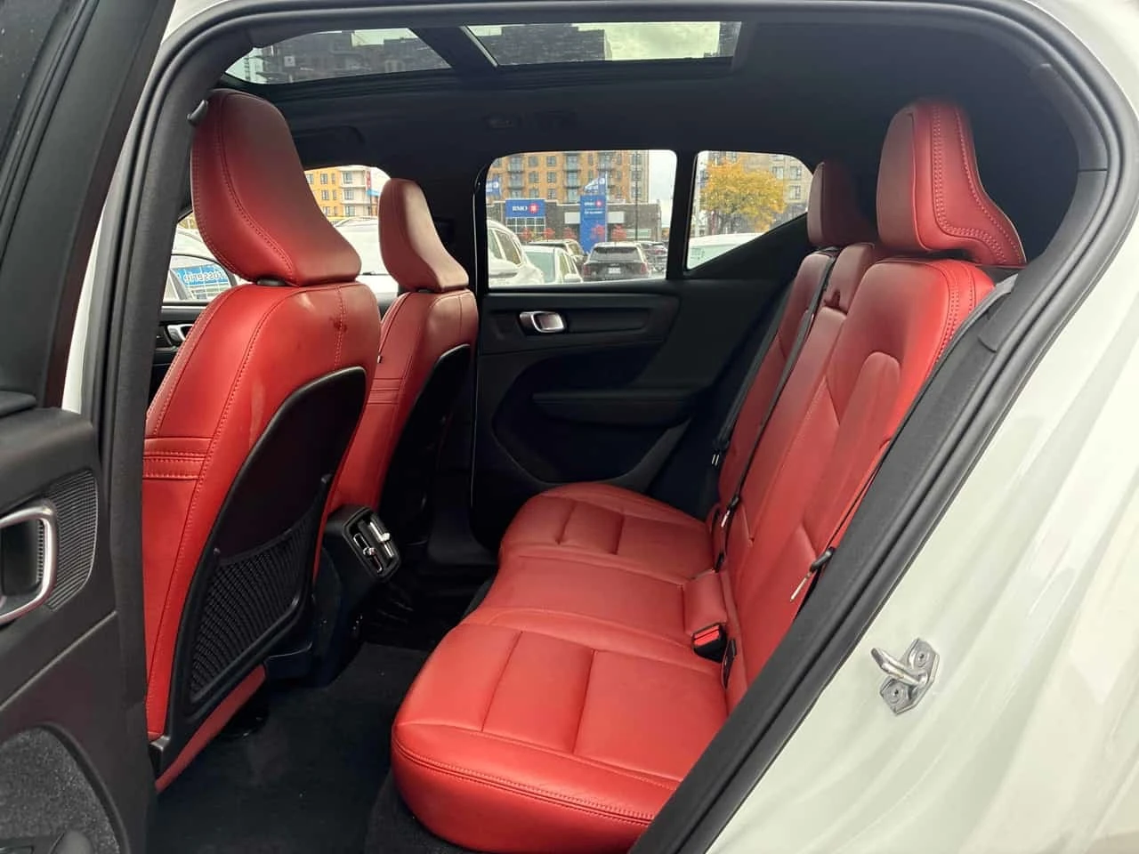 Volvo XC40 * Inscription * CARFAX * ����� �� ����������� | Mobile.bg � ����������� 13