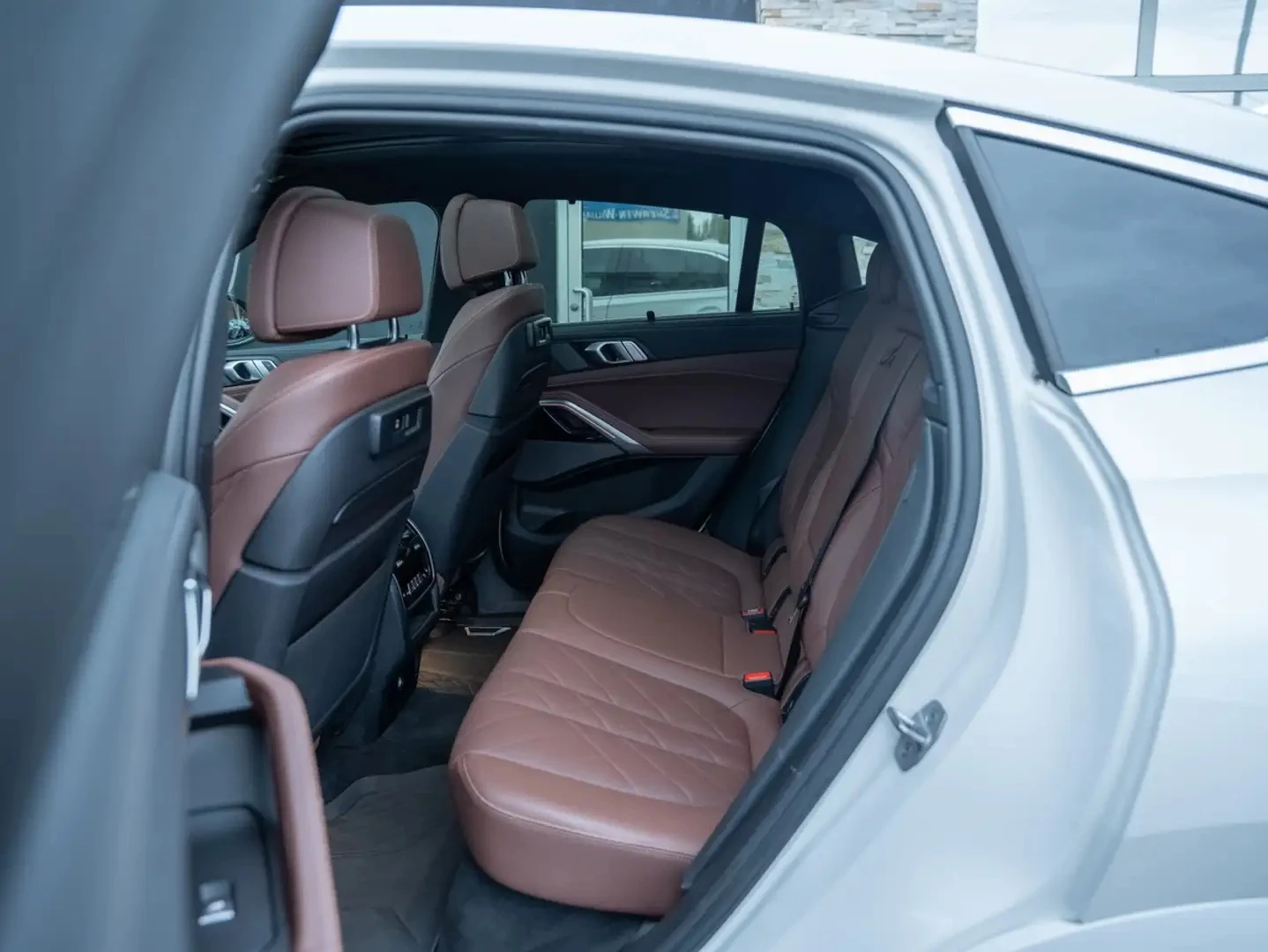 BMW X6 xDrive40i, снимка 10 - Автомобили и джипове - 56683067