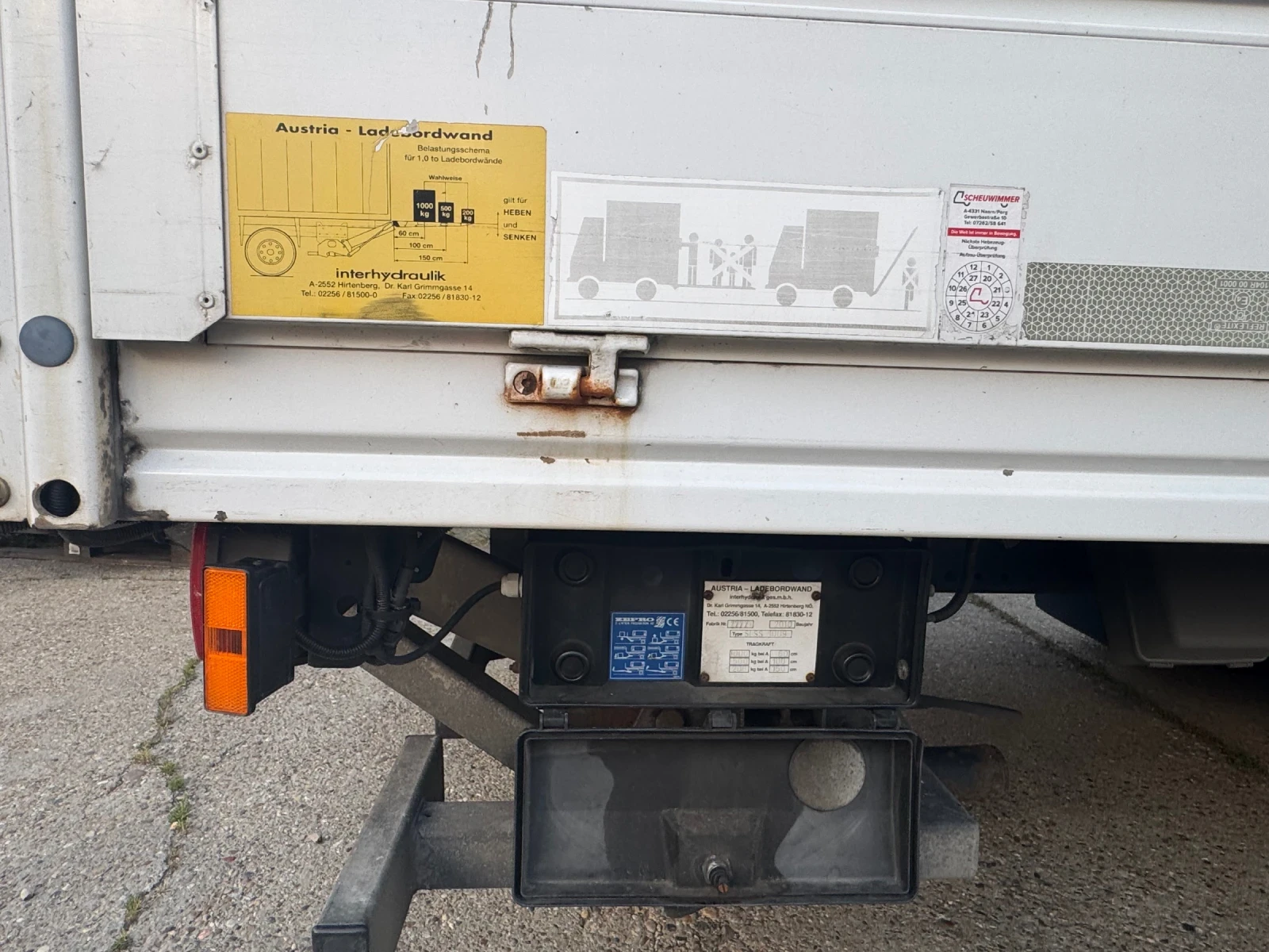 Mercedes-Benz Atego 818 Бордови с брезент/щора, снимка 4 - Камиони - 54818884