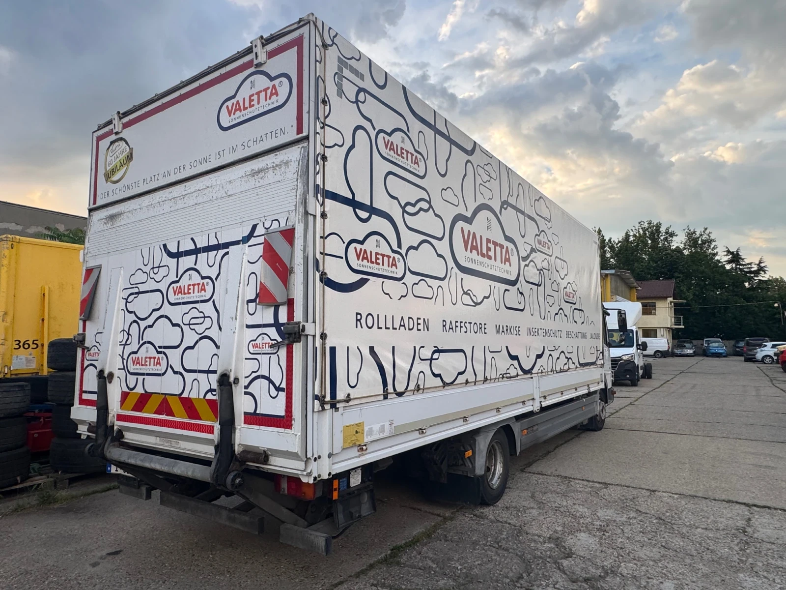 Mercedes-Benz Atego 818 Бордови с брезент/щора, снимка 3 - Камиони - 54818884