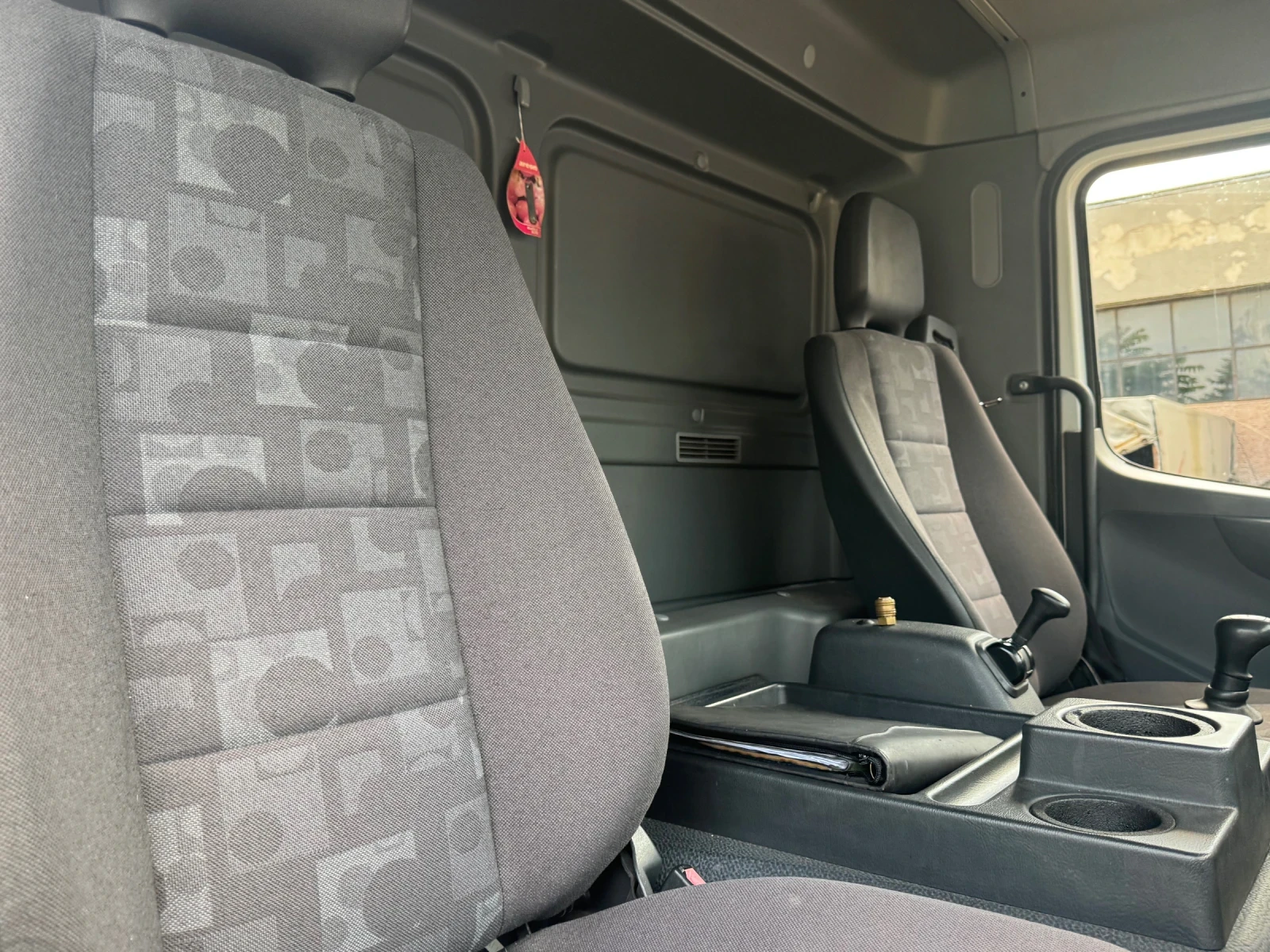 Mercedes-Benz Atego 818 Бордови с брезент/щора, снимка 13 - Камиони - 54818884