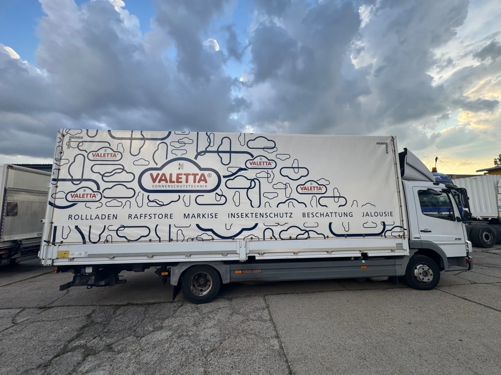 Mercedes-Benz Atego 818 Бордови с брезент/щора, снимка 2 - Камиони - 54818884