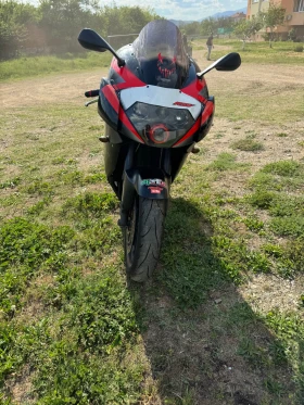     Aprilia RSV4 RSV 1000 mile
