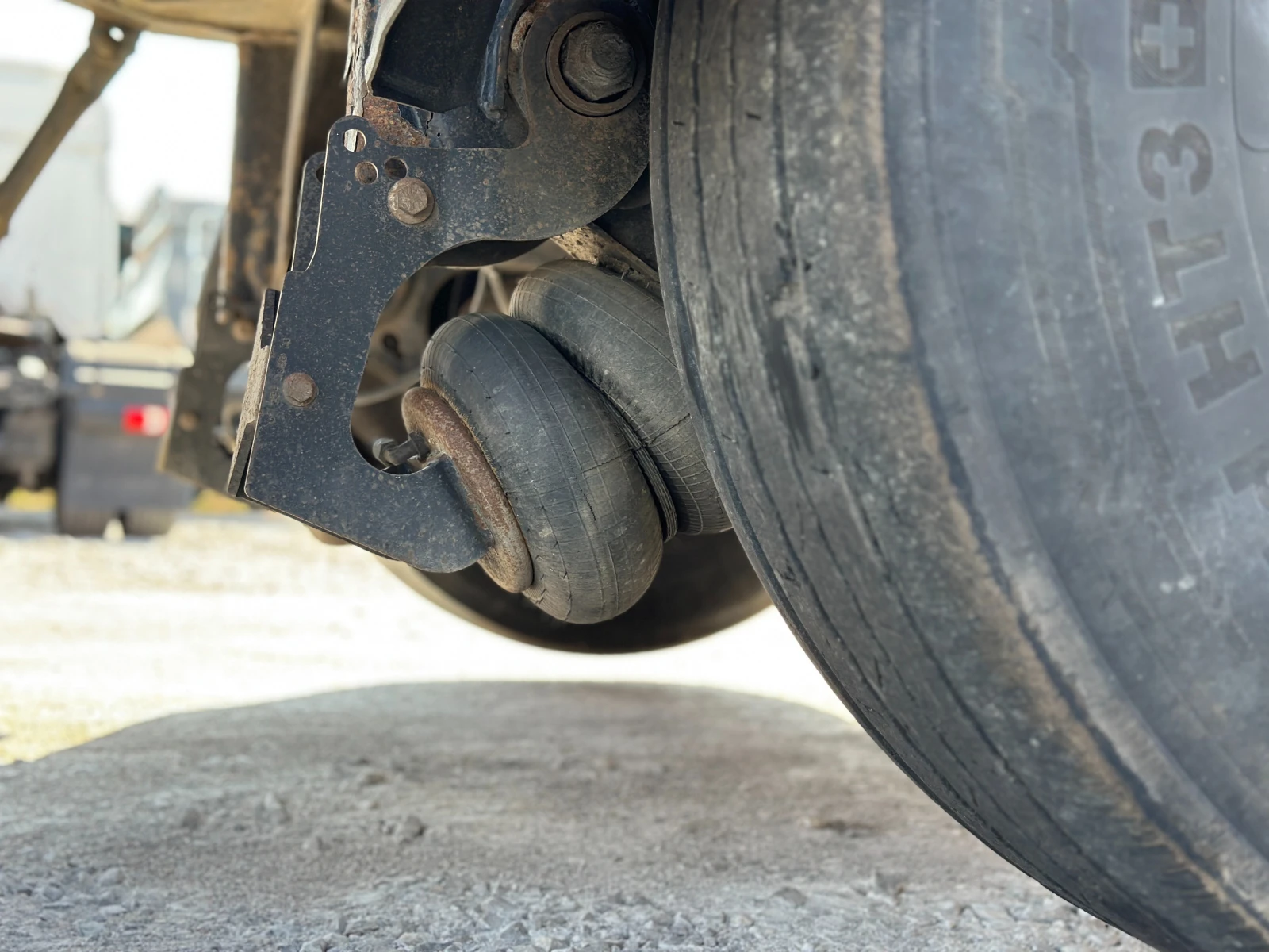 Полуремарке Schwarzmuller 5880кг, 25м3, ALCOA, боге, снимка 13 - Ремаркета - 53871442