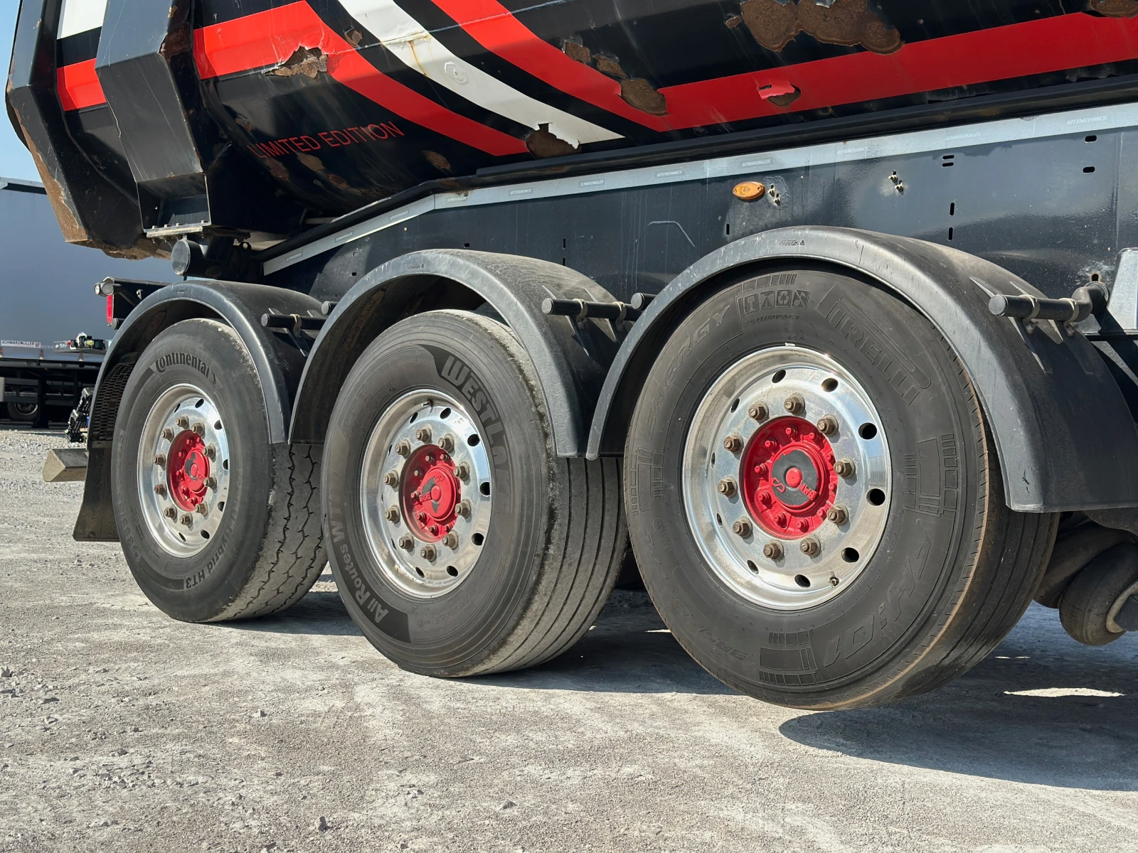 Полуремарке Schwarzmuller 5880кг, 25м3, ALCOA, боге, снимка 10 - Ремаркета - 53871442