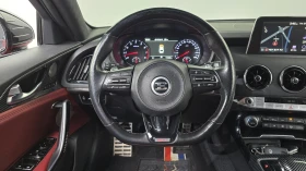 Kia Stinger 3.3 TURBO 4x4 GT / Пълна сервизна история !!!, снимка 9