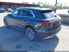 Audi E-Tron Premium Plus, снимка 3