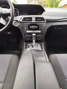 Mercedes-Benz C 220, снимка 7