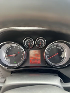 Opel Zafira 7 М., снимка 15