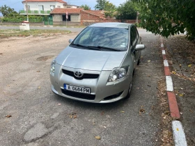 Обява за продажба на Toyota Auris 2.2 ~5 000 лв. - изображение 1