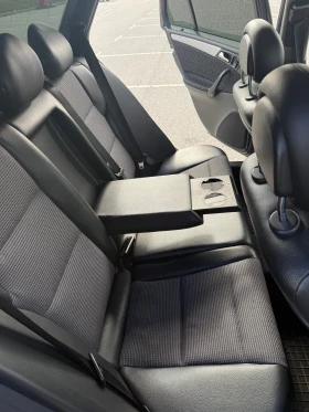 Mercedes-Benz C 220, снимка 10