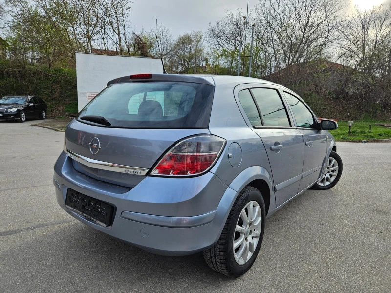 Opel Astra 1.7, 101к.с., Facelift, снимка 4 - Автомобили и джипове - 44961521